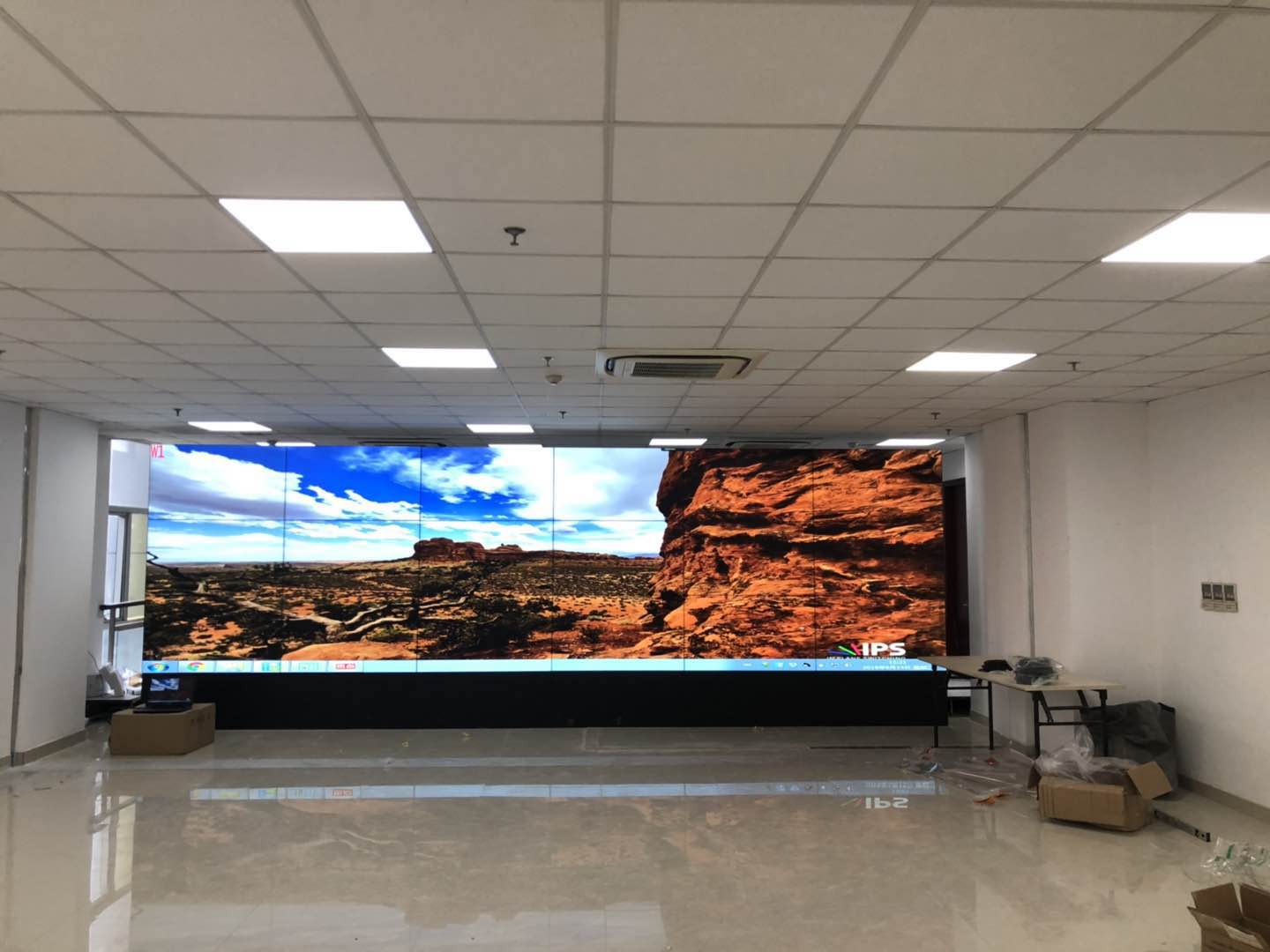 LCD液晶拼接屏